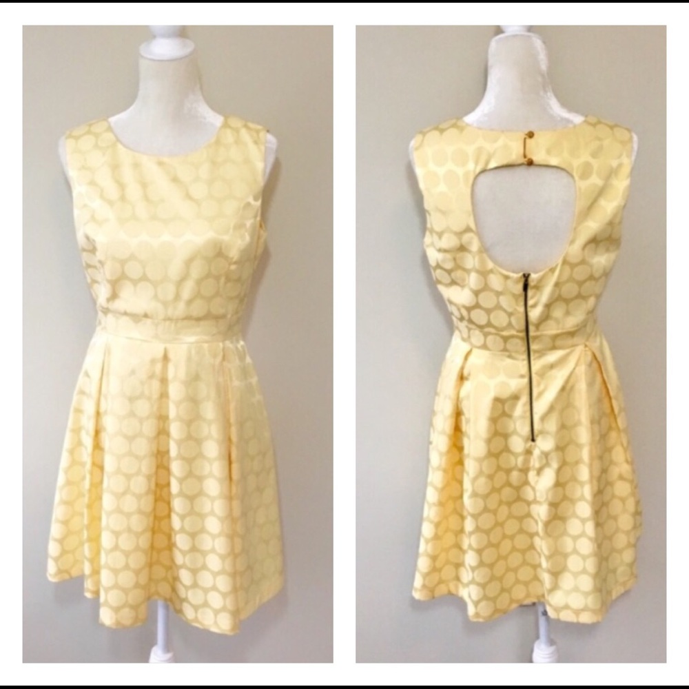 EUC Yellow Fit and flare dress M